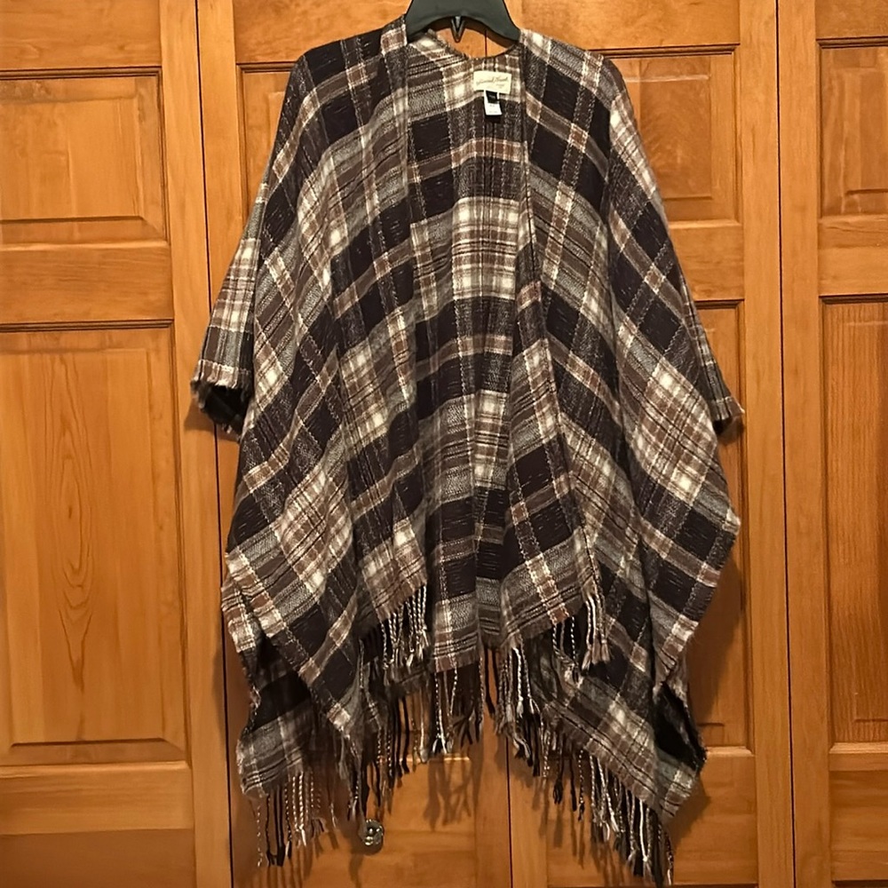 Universal Thread, Women’s Poncho, Plaid, One Size Fits Most, Soft